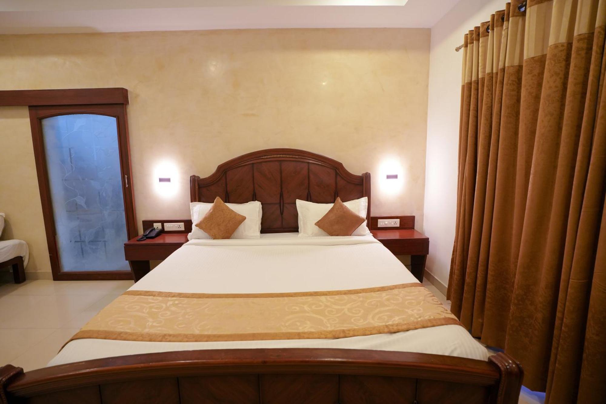 Avenue 11 Boutique Residences, Poes Garden Chennai Ngoại thất bức ảnh
